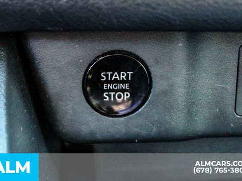 Used 2024 Nissan Rogue S FWD image 26