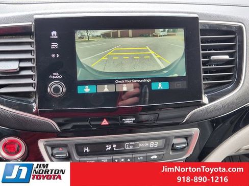 Used 2019 Honda Pilot Touring image 20