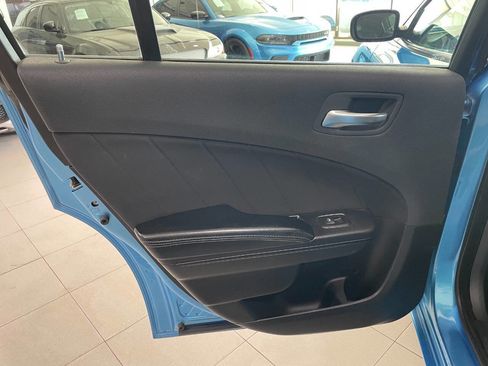 Used 2015 Dodge Charger R/T w/ Plus Group image 17