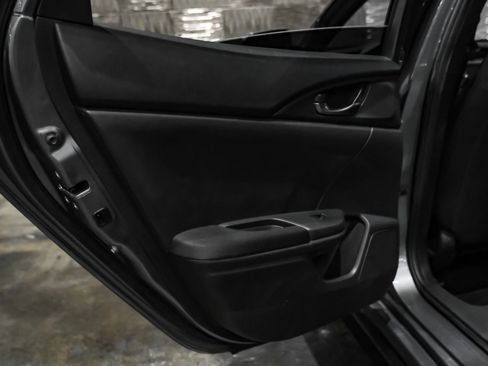 Used 2018 Honda Civic Sport image 35