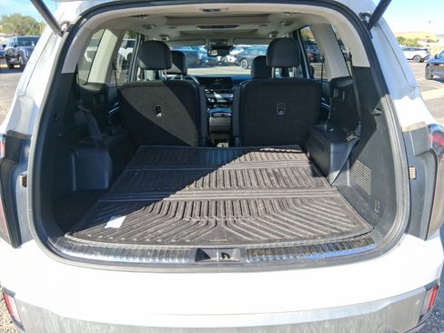 Used 2023 Kia Telluride SX AWD/4WD image 11
