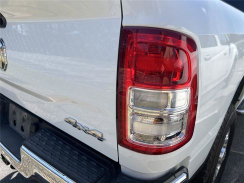 Used 2024 RAM 2500 Big Horn AWD/4WD image 11