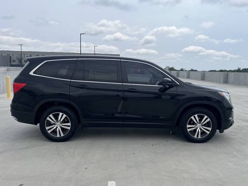 Used 2017 Honda Pilot EX-L image 4