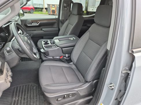 Used 2024 Chevrolet Silverado 1500 RST w/ Z71 Off-Road Package AWD/4WD image 19