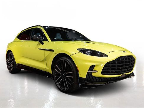 Used 2023 Aston Martin DBX 707 image 8