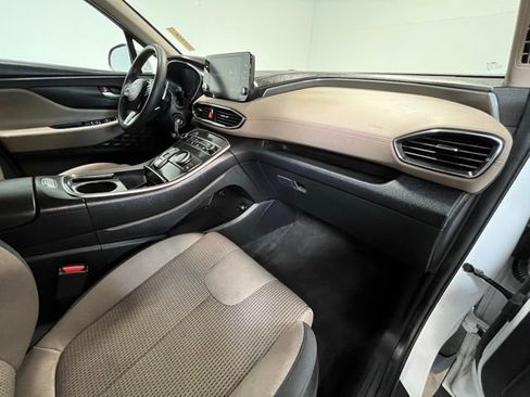 Used 2023 Hyundai Santa Fe SE FWD image 10