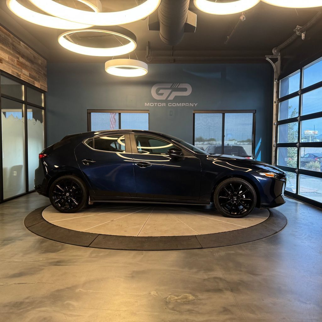Used 2025 MAZDA MAZDA3 s Sport FWD image 2