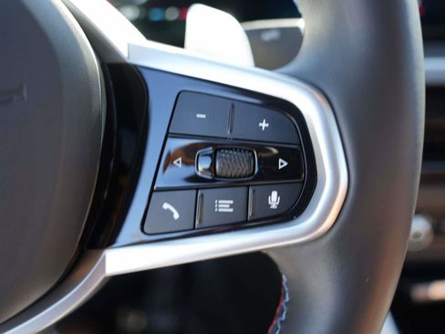 Used 2025 BMW M240i M240i Coupe RWD image 17