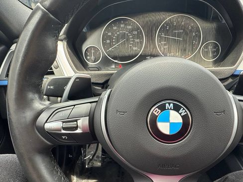 Used 2018 BMW 330i xDrive Sedan AWD/4WD image 25
