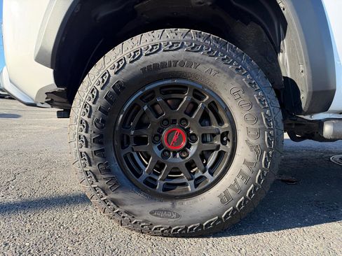 Used 2023 Toyota Tacoma TRD Pro AWD/4WD image 28
