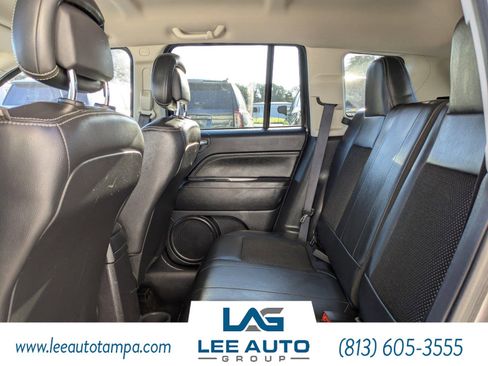Used 2016 Jeep Compass Latitude image 13