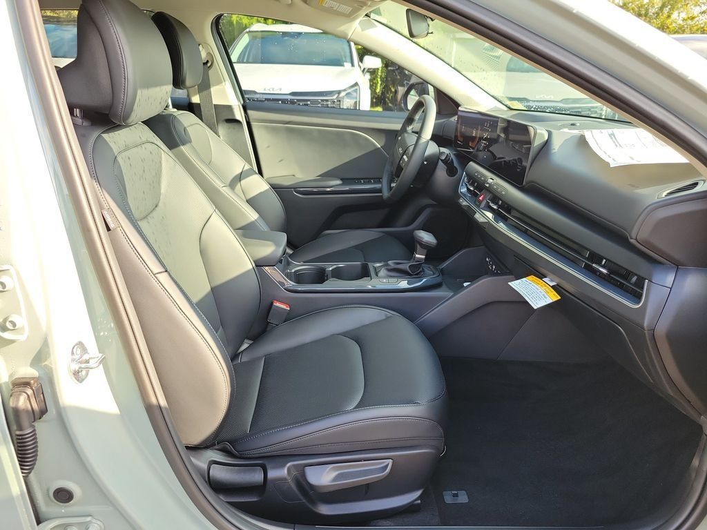 New 2026 Kia K4 EX FWD image 7
