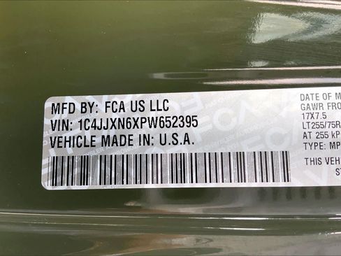 Certified 2023 Jeep Wrangler Unlimited AWD/4WD image 33