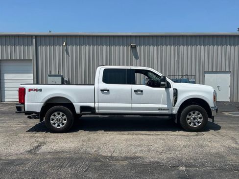 Certified 2024 Ford F250 XLT w/ FX4 Off-Road Package AWD/4WD image 2