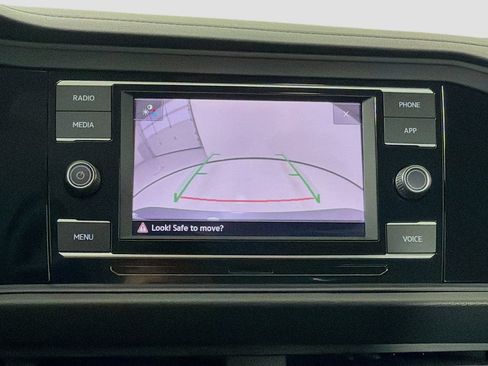 Used 2023 Volkswagen Jetta SE FWD image 13