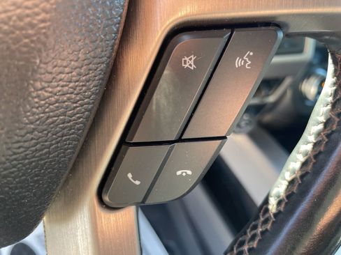 Used 2021 Ford F250 Platinum image 29