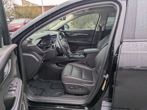 Used 2021 Buick Envision Essence w/ Technology Package I image 15