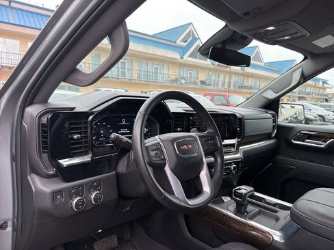 Used 2023 GMC Sierra 1500 Elevation AWD/4WD image 14