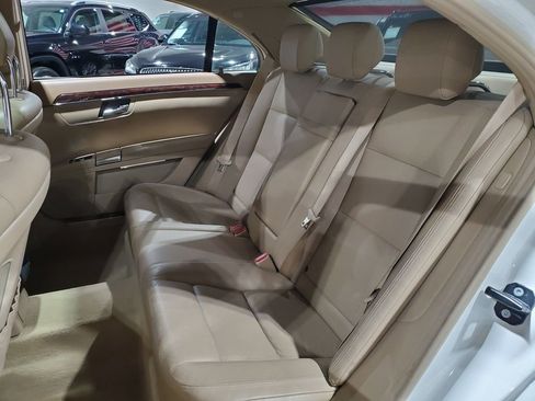 Used 2011 Mercedes-Benz S 550 image 22