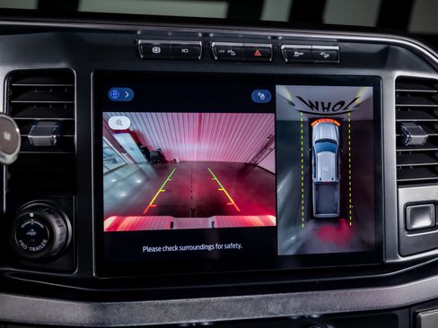 Used 2024 Ford F450 Limited w/ FX4 Off-Road Package image 11