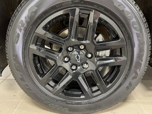 Used 2021 Chevrolet Silverado 1500 RST image 7