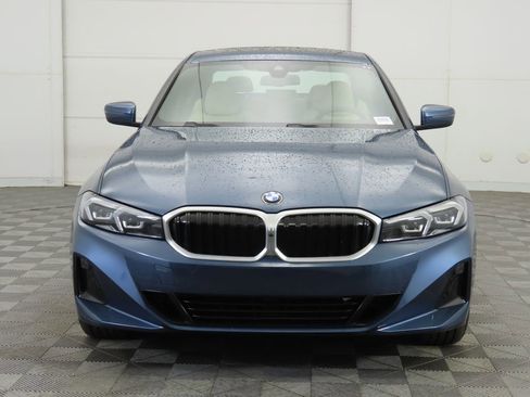Certified 2025 BMW 330i Sedan w/ Premium Package image 2