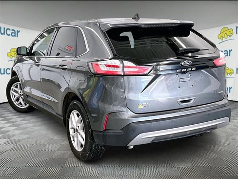 Used 2023 Ford Edge SEL image 4