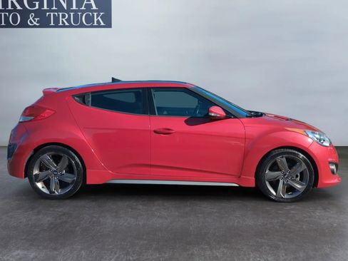 Used 2014 Hyundai Veloster Turbo w/ Turbo Technology Package 04 FWD image 6