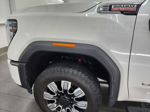 Used 2024 GMC Sierra 2500 Denali w/ Denali Reserve Package image 41