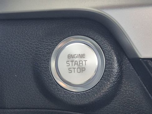 Used 2025 Kia Telluride S image 28