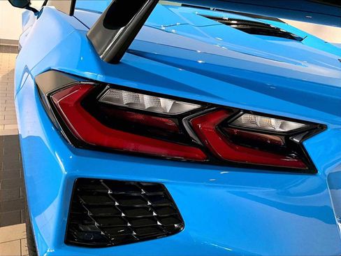 Used 2023 Chevrolet Corvette Stingray Premium Conv image 31
