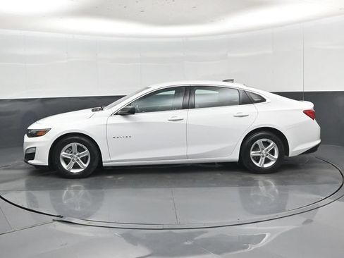 Used 2021 Chevrolet Malibu LS FWD image 34