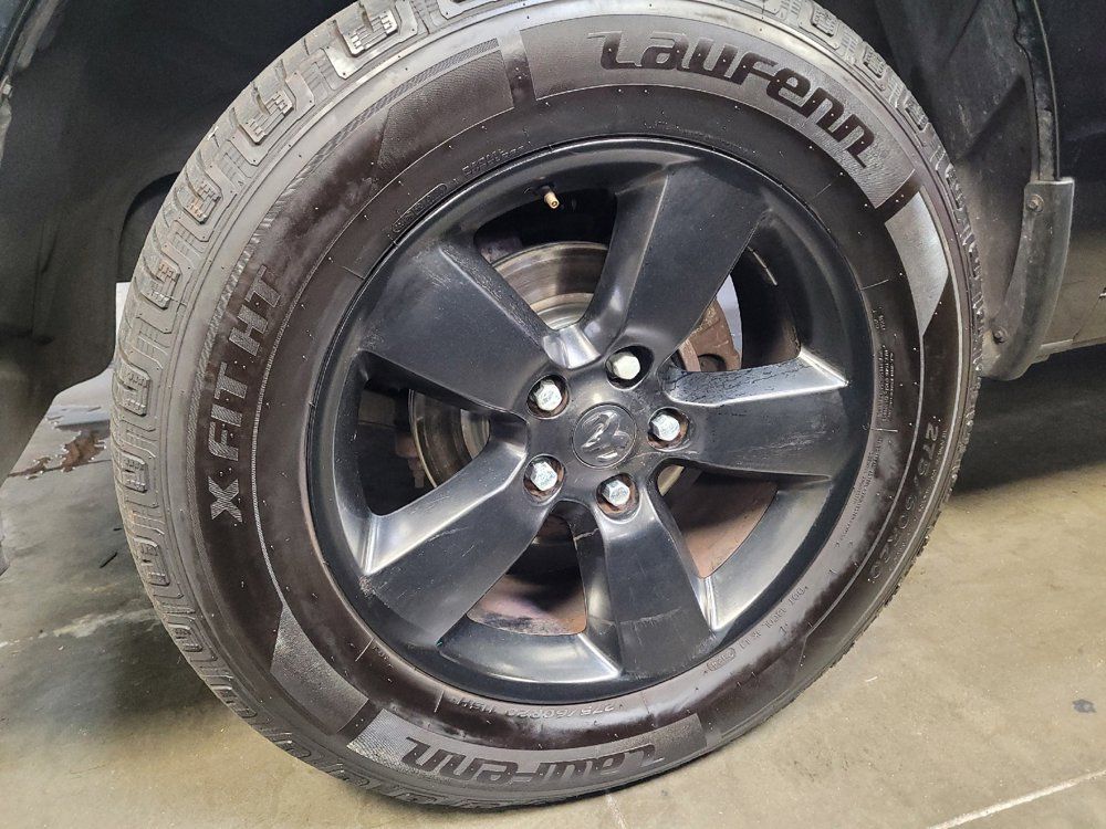 Used 2018 RAM 1500 Express w/ Black Ram 1500 Express Group RWD image 31