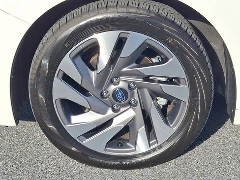 Certified 2025 Subaru Legacy Limited image 9