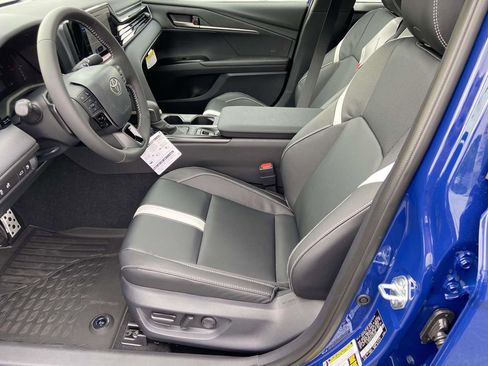 New 2026 Toyota Camry SE FWD image 16