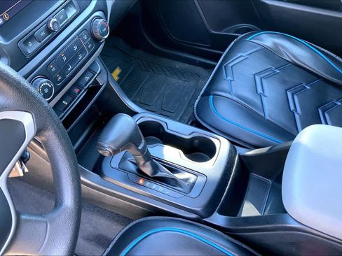 Used 2019 Chevrolet Colorado W/T w/ WT Convenience Package image 15