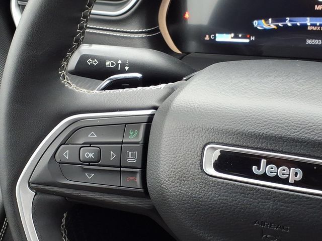 Used 2023 Jeep Grand Cherokee L Laredo w/ Luxury Tech Group I AWD/4WD image 21