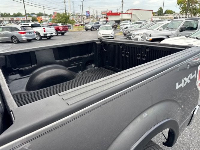 Used 2014 Ford F150 XLT w/ Equipment Group 302A Luxury AWD/4WD image 11