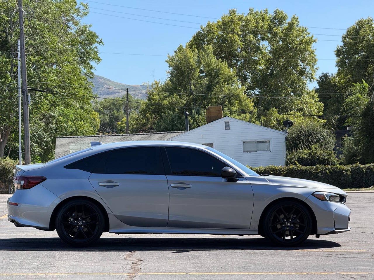Used 2025 Honda Civic Sport image 6