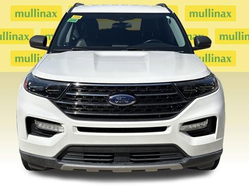 Used 2021 Ford Explorer XLT w/ Equipment Group 202A image 14