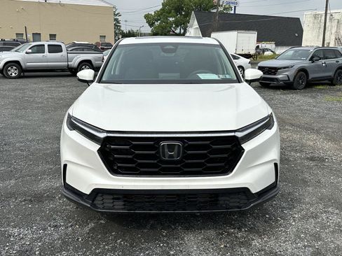 Used 2023 Honda CR-V EX image 3