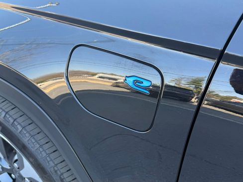 Used 2023 Jeep Grand Cherokee 4WD 4xe image 14