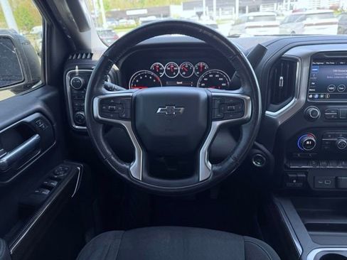 Used 2021 Chevrolet Silverado 1500 LT Trail Boss AWD/4WD image 23