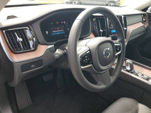 Used 2024 Volvo XC60 B5 Plus AWD/4WD image 16