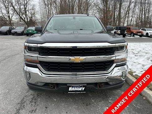 Used 2018 Chevrolet Silverado 1500 LT w/ All Star Edition image 3