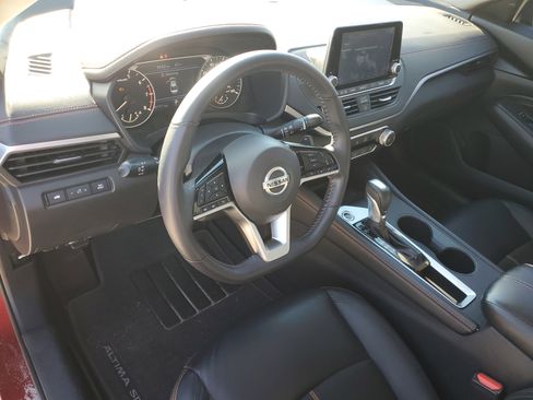 Certified 2021 Nissan Altima 2.5 SR image 13