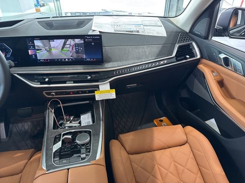 New 2026 BMW X7 xDrive40i image 57