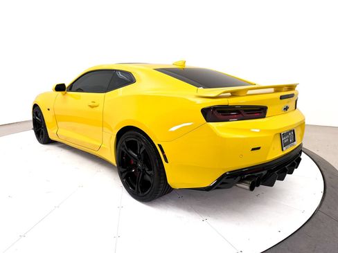 Used 2017 Chevrolet Camaro SS RWD image 17