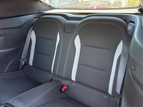 Used 2019 Chevrolet Camaro LT RWD image 15