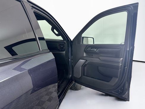 Used 2022 GMC Sierra 1500 AT4X AWD/4WD image 32